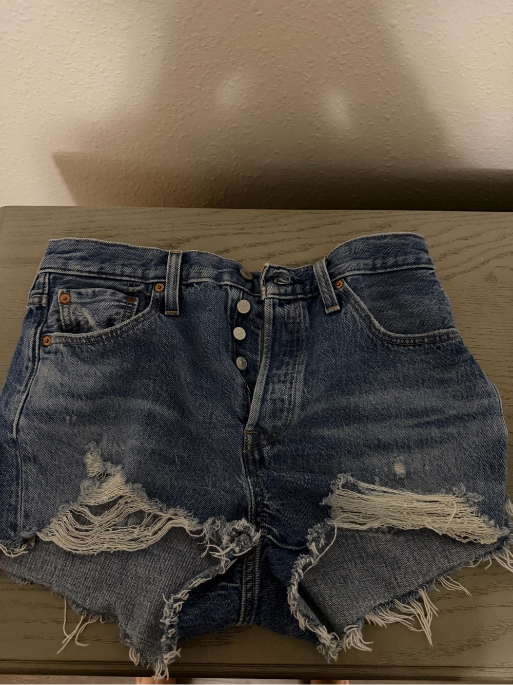 Levi’s 501 denim shorts size 29